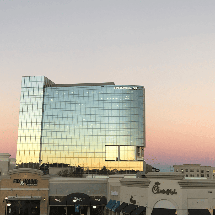 900px-BankOfAmerica_NH_Raleigh-NC