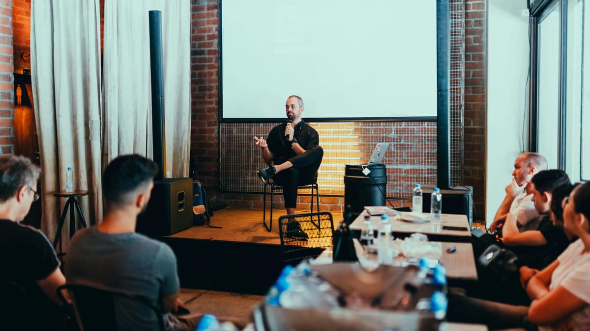pexels-matheus-bertelli-3321793 persuasive speech topics