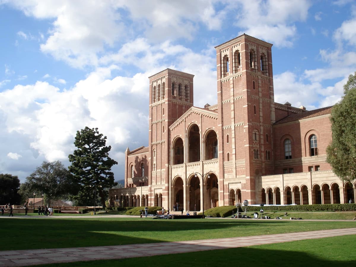 Royce Hall SUNY vs UC