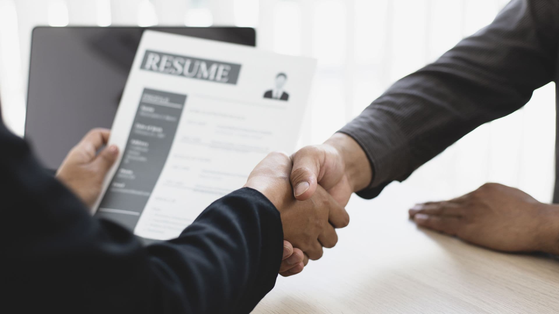 How to get a job in finance