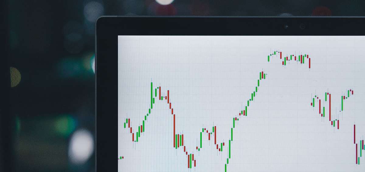 5 Basics of Options in 5 Minutes – Cover Photo 5 Basics of Options in 5 Minutes - Cover Photo